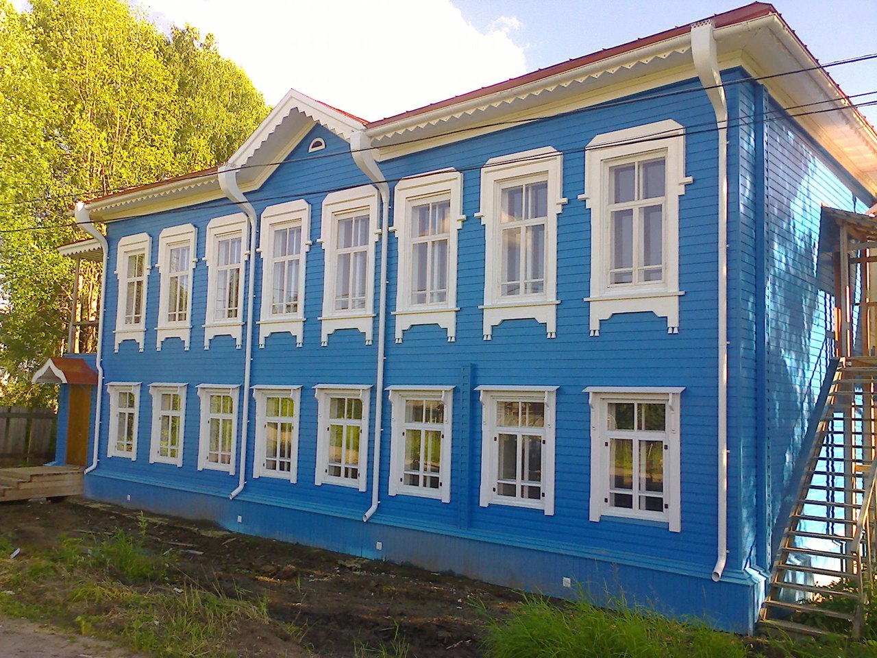 старое здание Гамской школы