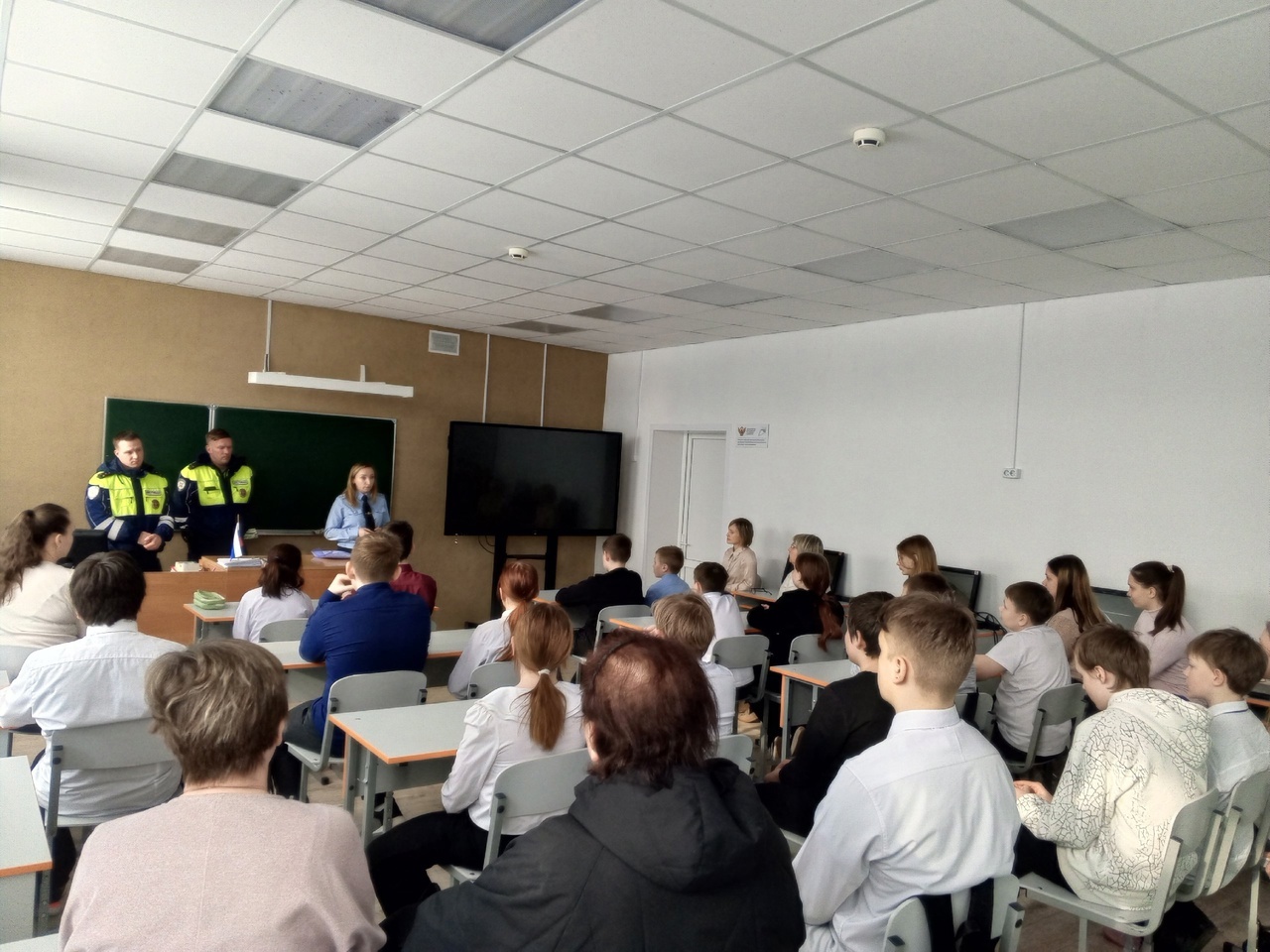Профилактическая беседа, направленную на предотвращение детского дорожно-транспортного травматизм.